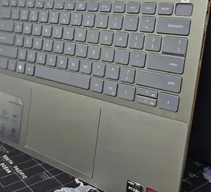 New Laptop HP EliteBook 2760P 16GB Intel Core Ultra 7 SSD 512GB