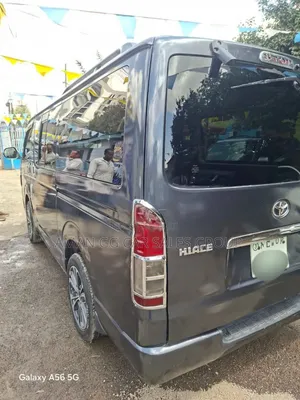 Toyota HiAce 2007 Blue