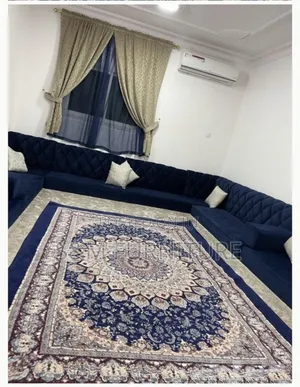 Puerile Arabian Majlis. አረቢያን መጅሊስ