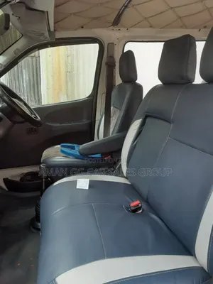 Toyota HiAce 2007 White