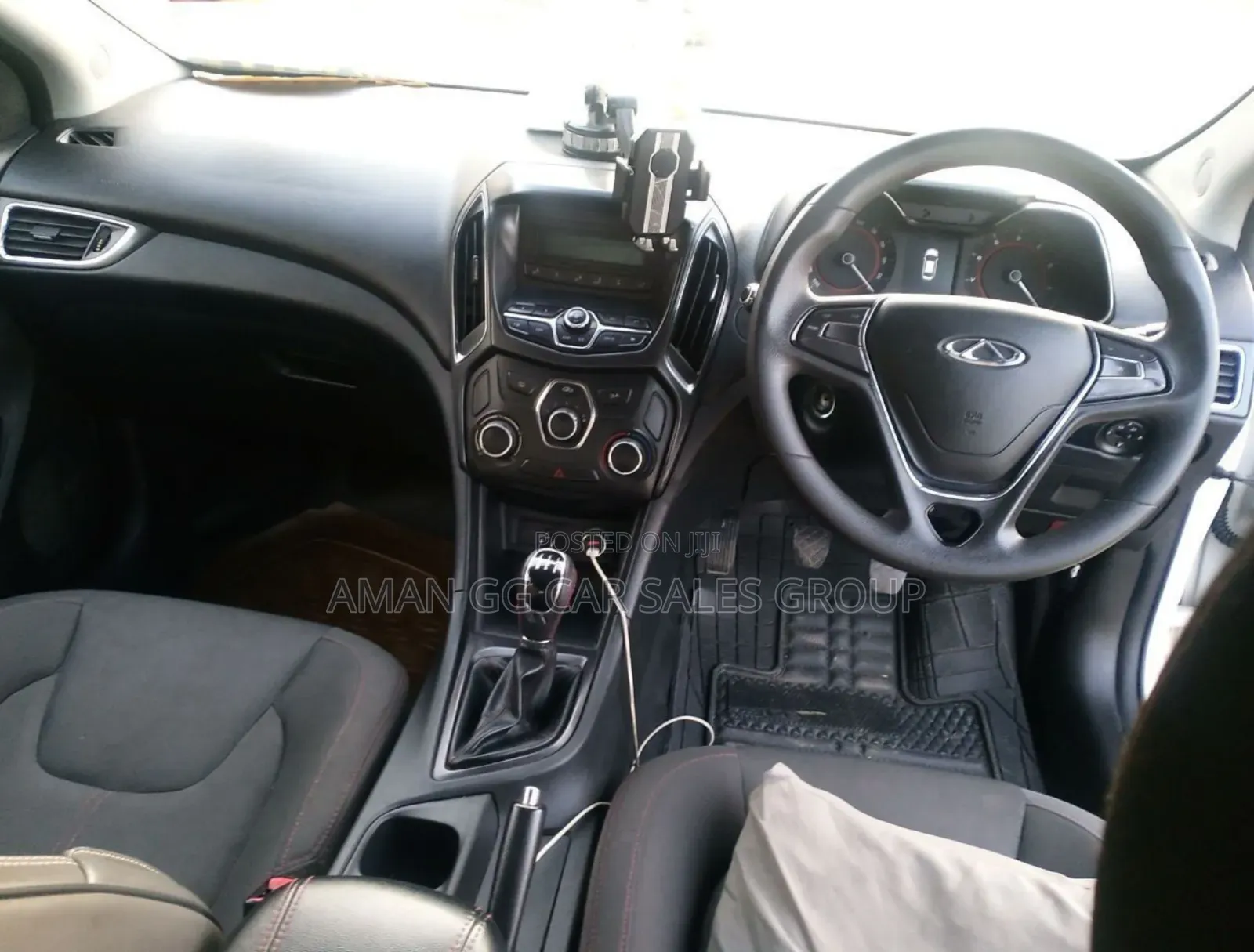 Chery Arrizo 5 2023 White