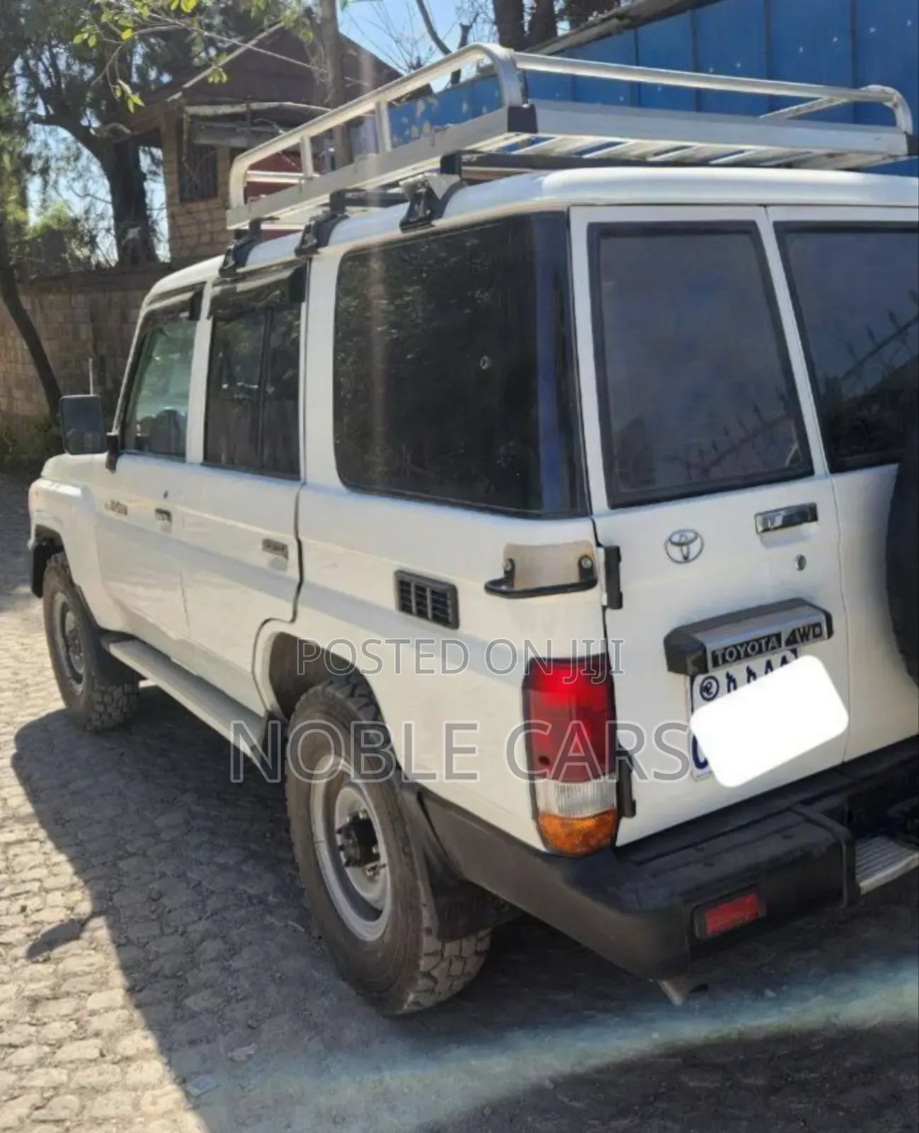 Toyota Land Cruiser 2015 Ivory