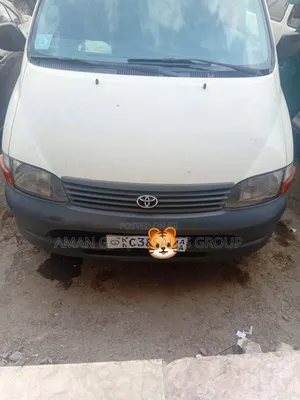 Toyota HiAce 2006 White
