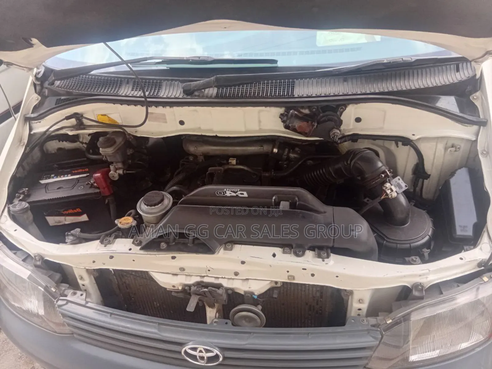 Toyota HiAce 2006 White