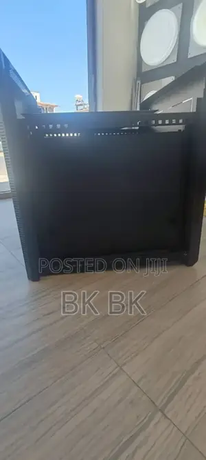 Rack Well Mounted Cabinet 9u 600*600