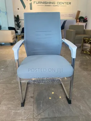 Back Plastic Mesh Gust Chair
