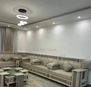 Arabian Majlis With Lap of Lexury. አረቢያን መጅሊስ