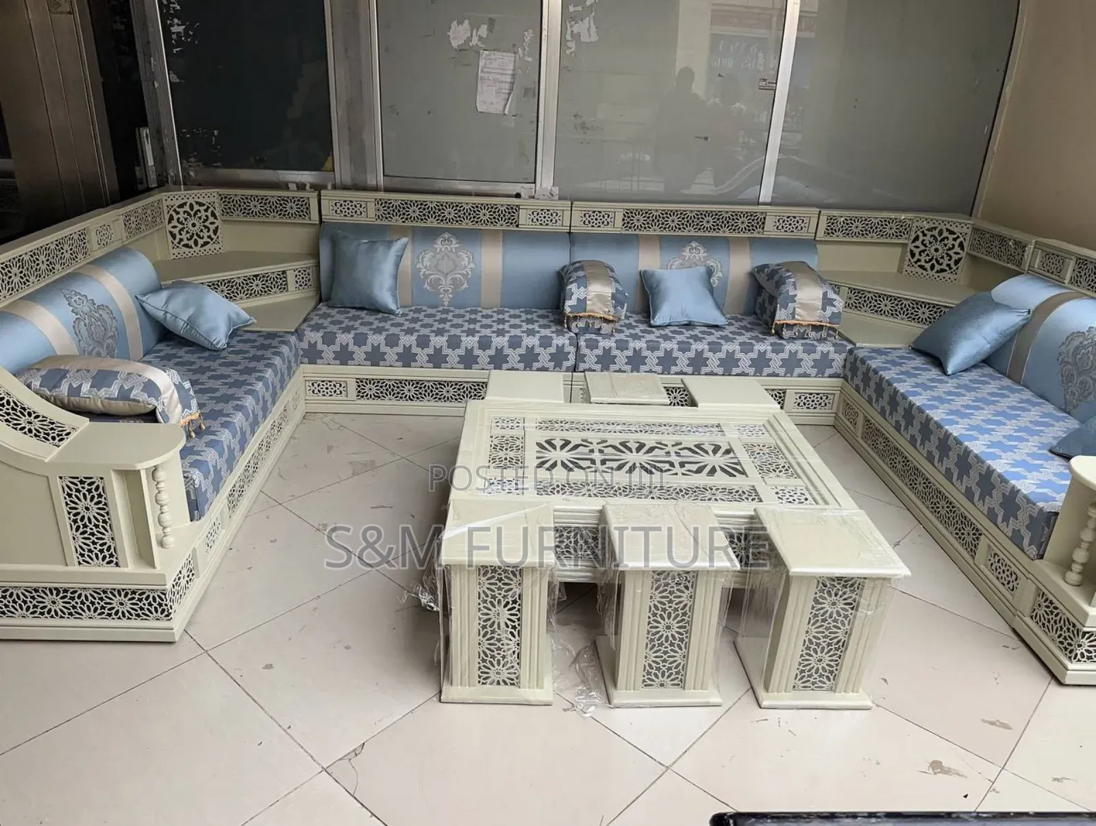 Majestic Arabian Majlis. አረቢያን መጅሊስ