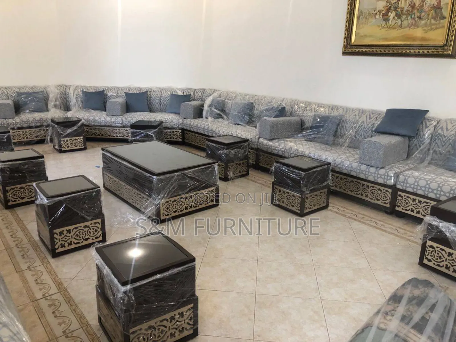 Silken Arabian Majlis for a Classy Life. አረቢያን መጅሊስ