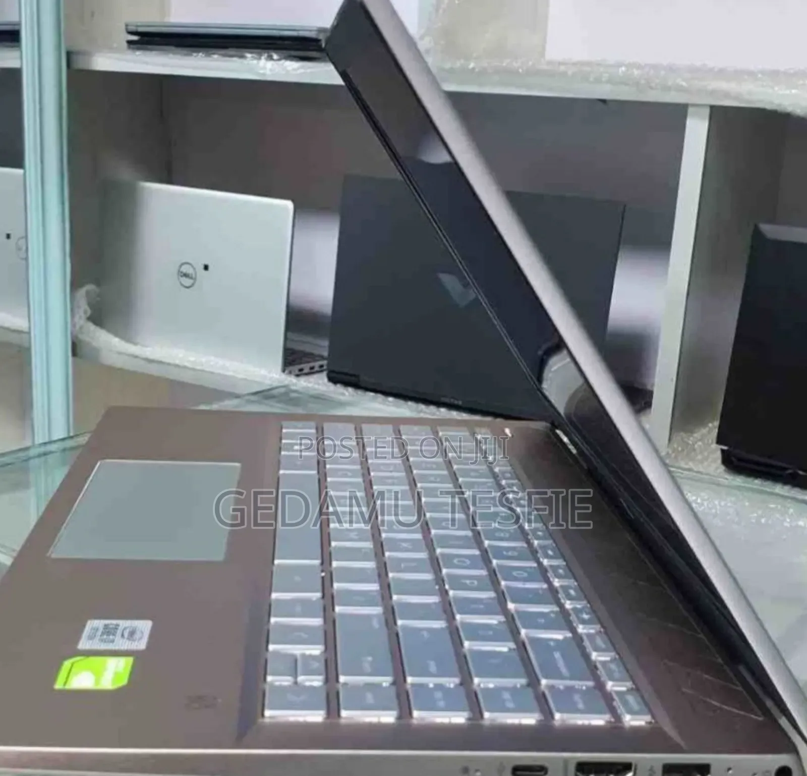 New Laptop HP Pavilion 10 16GB Intel Core I7 SSD 512GB