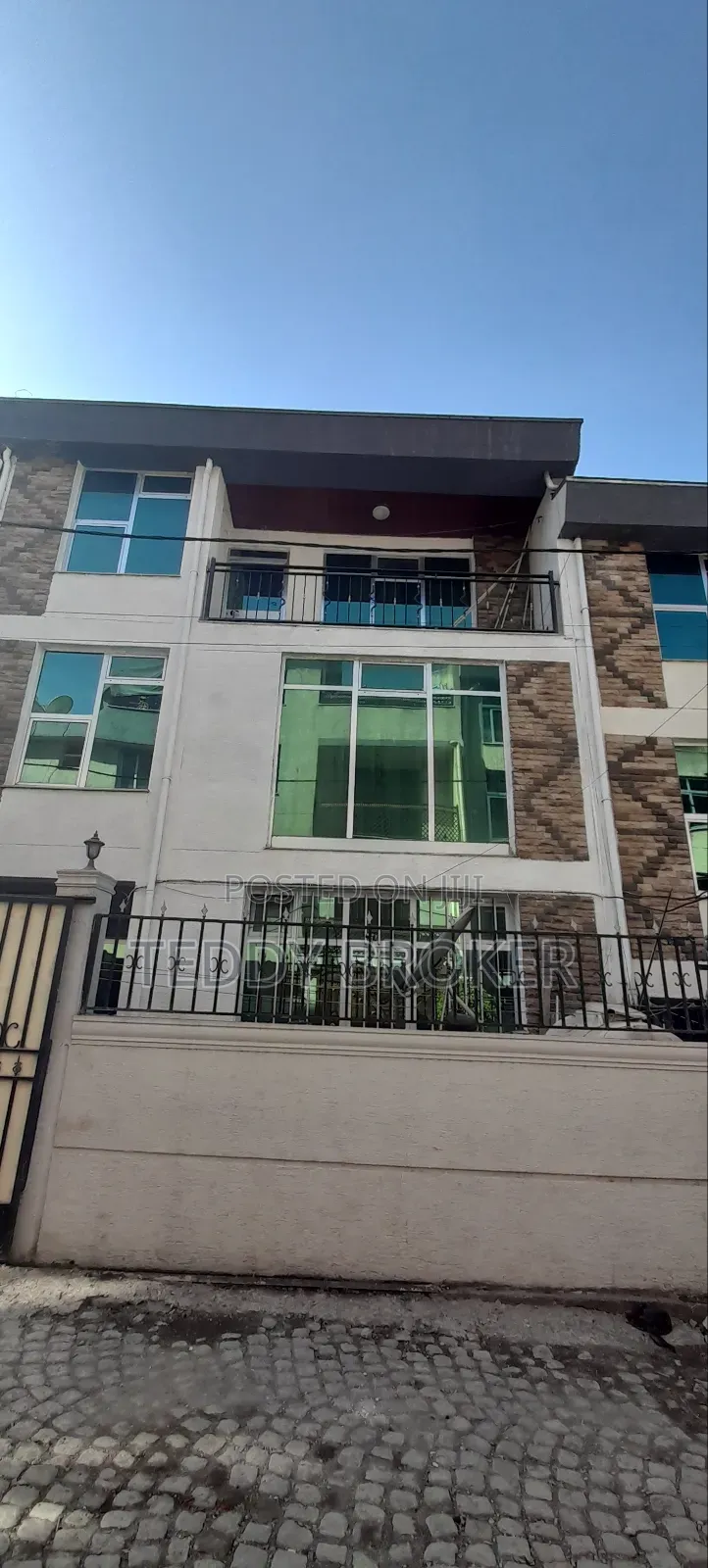 4bdrm House in Haile Garment, Nifas Silk-Lafto for sale