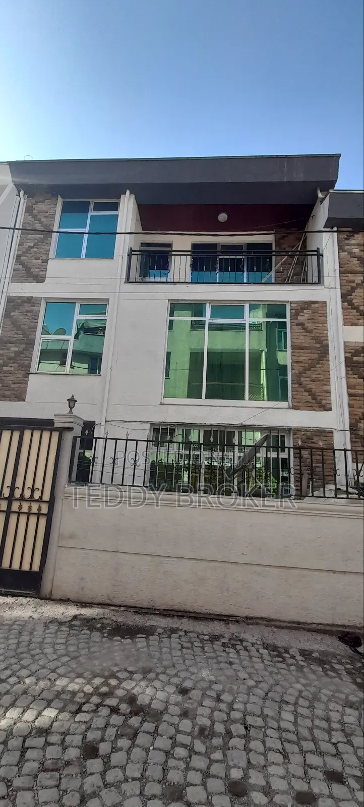 4bdrm House in Haile Garment, Nifas Silk-Lafto for sale