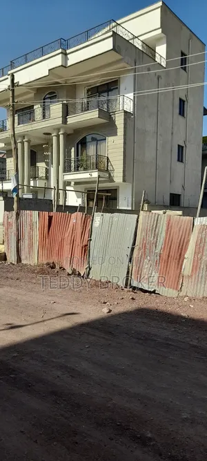 8bdrm House in Haile Garment, Nifas Silk-Lafto for sale