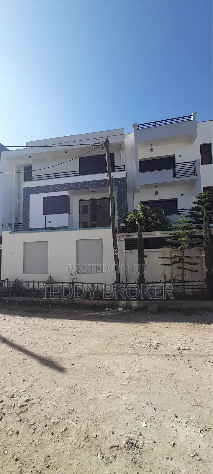 8bdrm House in Haile Garment, Nifas Silk-Lafto for sale
