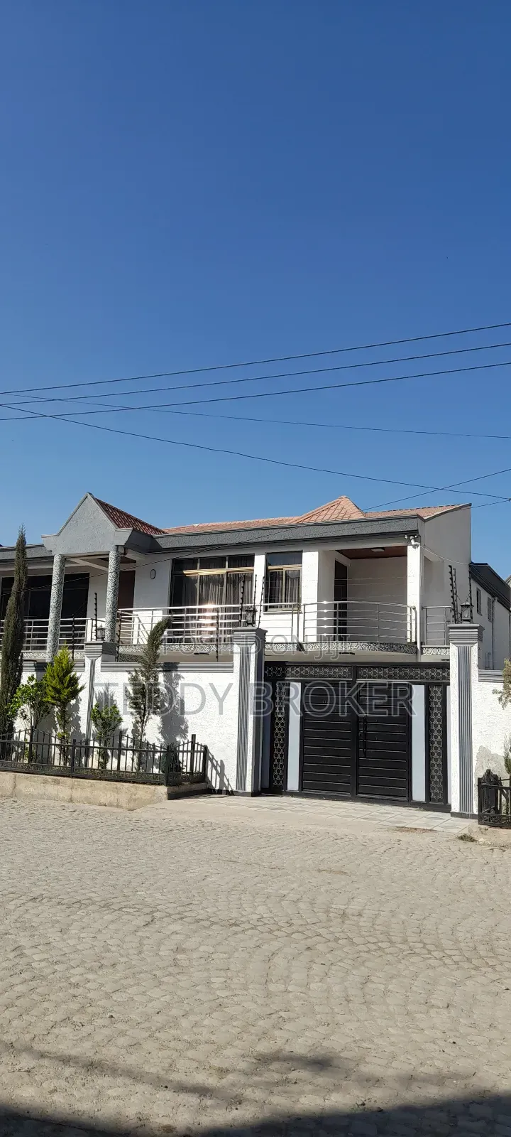10bdrm House in Haile Garment, Nifas Silk-Lafto for sale