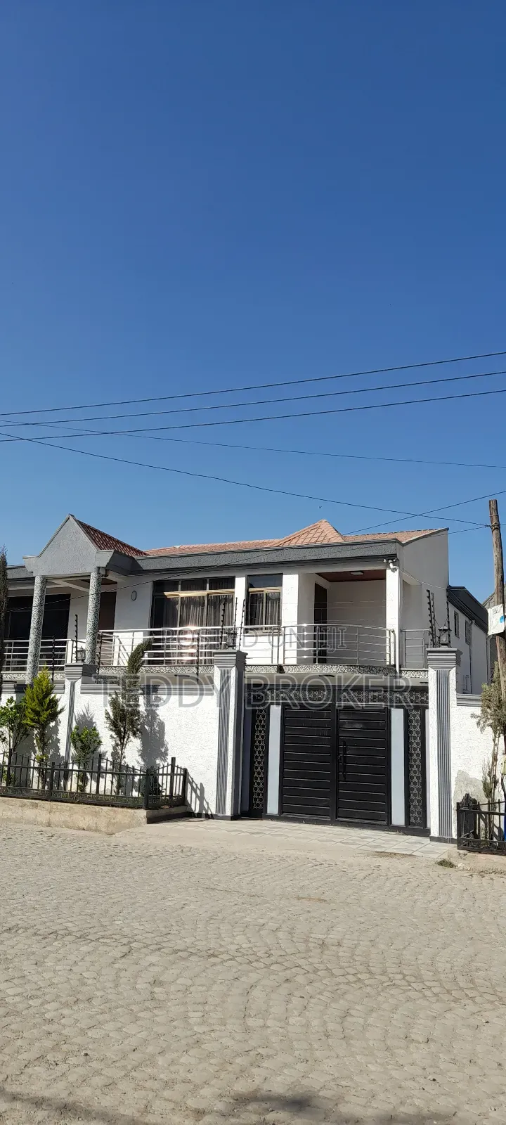 10bdrm House in Haile Garment, Nifas Silk-Lafto for sale