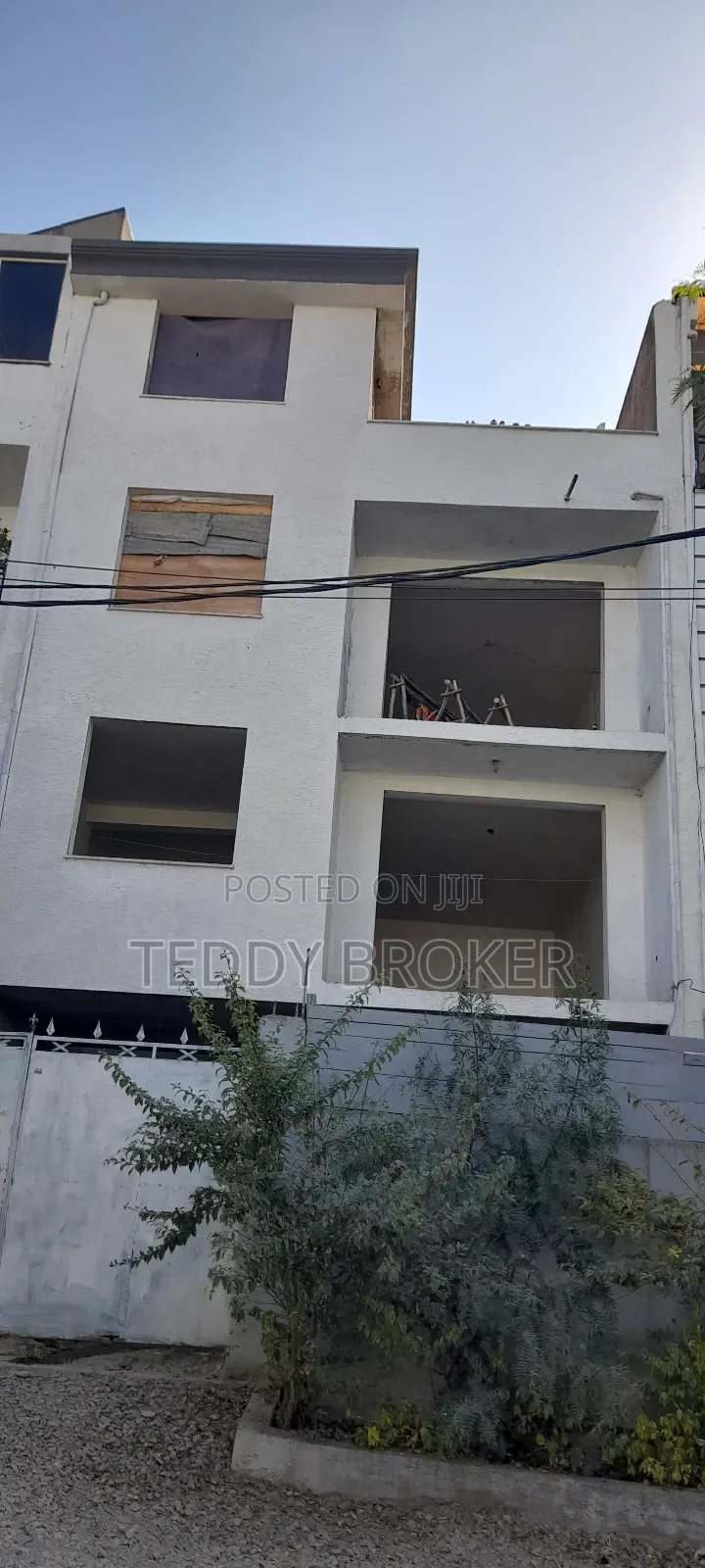 6bdrm House in Haile Garment, Nifas Silk-Lafto for sale