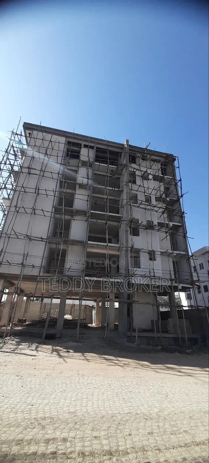 20bdrm House in Haile Garment, Nifas Silk-Lafto for sale