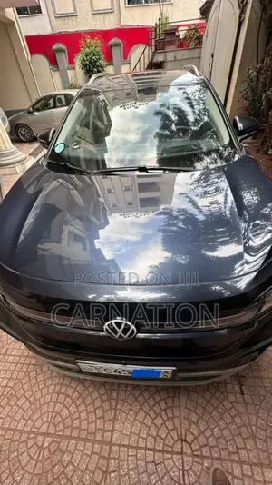 Volkswagen ID.6 2022 Blue