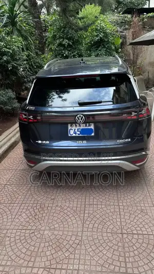 Volkswagen ID.6 2022 Blue