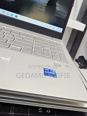 New Laptop HP 16GB Intel Core I5 SSD 512GB