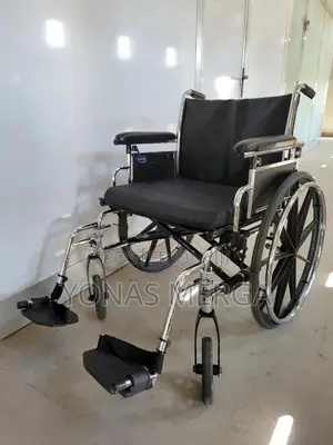 Standard Wheelchair (20")黛啓wheelchair//Seats Are Made Using Rexine