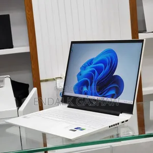 New Laptop HP Victus 15 16GB Intel Core I7 SSD 512GB