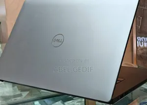 New Laptop Dell Precision 5540 16GB Intel Core I7 SSD 512GB