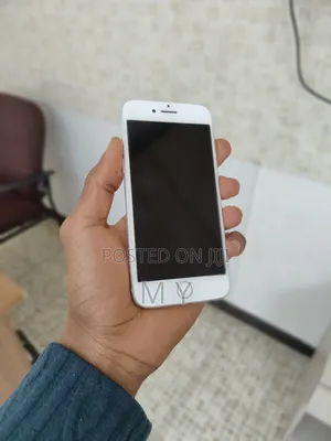 Apple iPhone 7 32 GB Silver