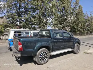 Toyota Hilux 2007 Green