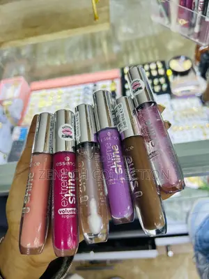 Essence Lip Gloss
