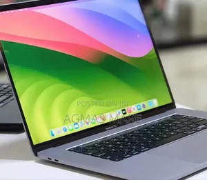 New Laptop Apple MacBook Pro 2019 32GB Intel Core i7 SSD 512GB