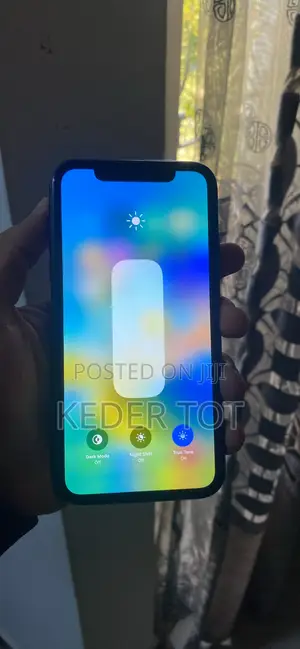 New Apple iPhone 11 128 GB Black