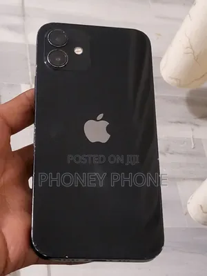 Apple iPhone 12 64 GB Black