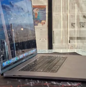 New Laptop Apple MacBook Pro 2019 32GB Intel Core I7 SSD 512GB