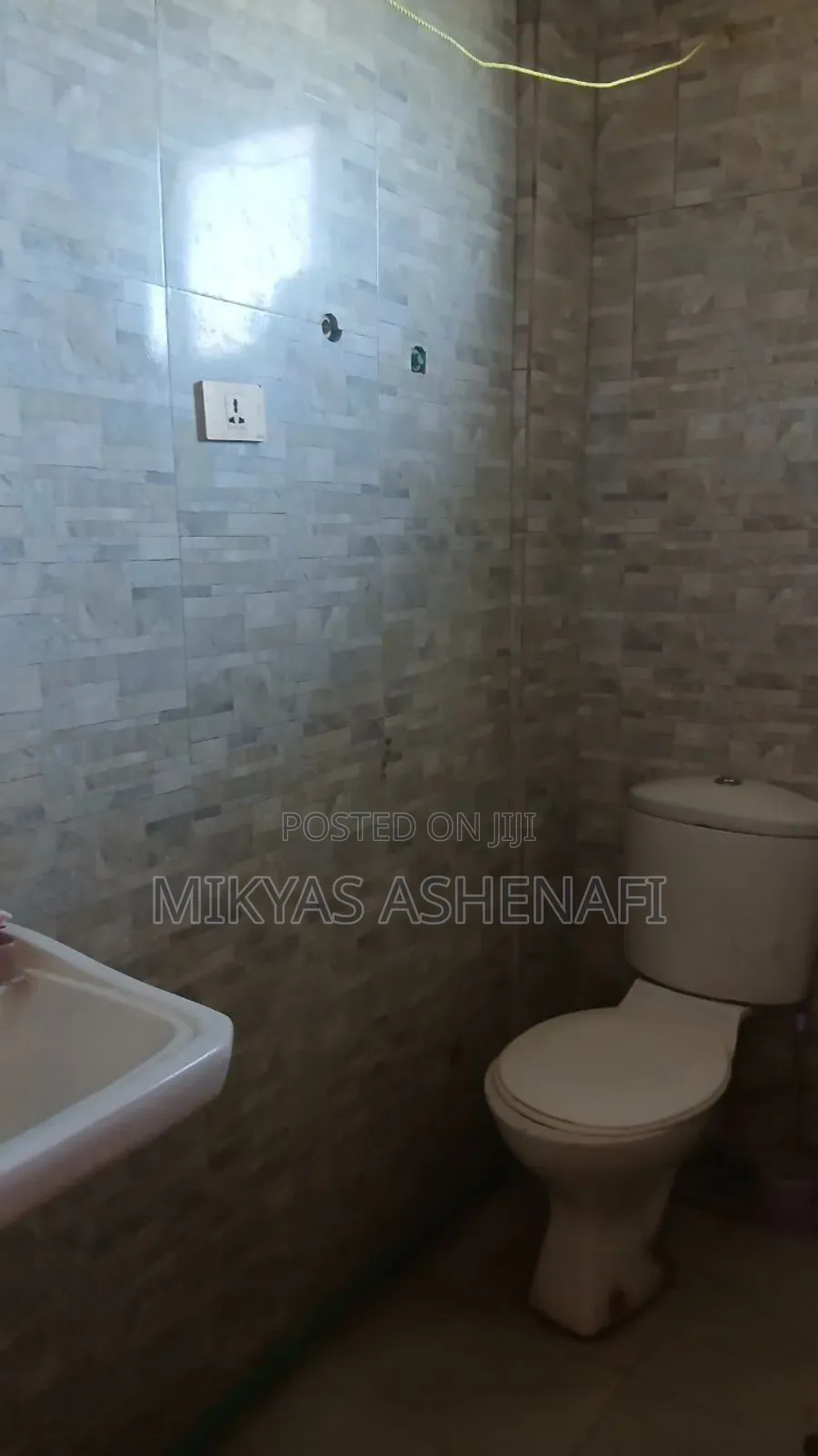 Furnished 3bdrm Condo in Akaky Kaliti for sale