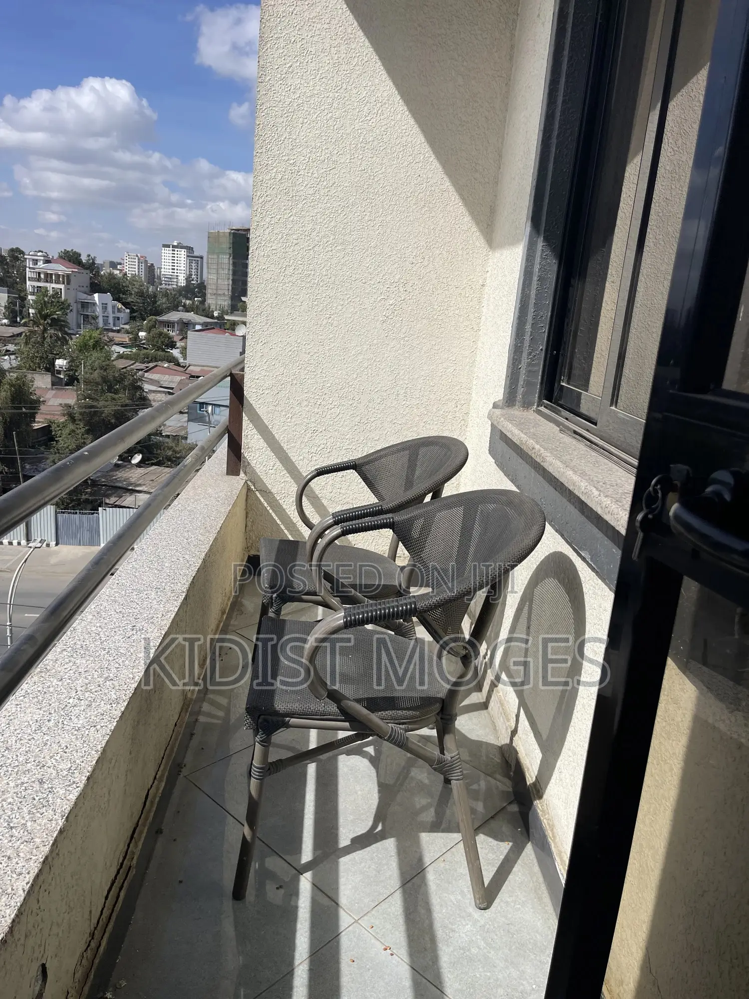 Furnished 3bdrm Apartment in Yeka for rent