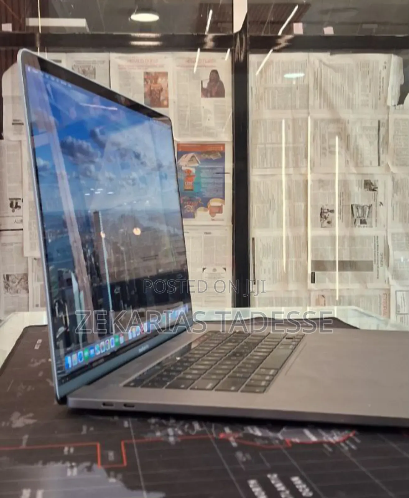 New Laptop Apple MacBook Pro 2019 16GB Intel Core I7 SSD 512GB