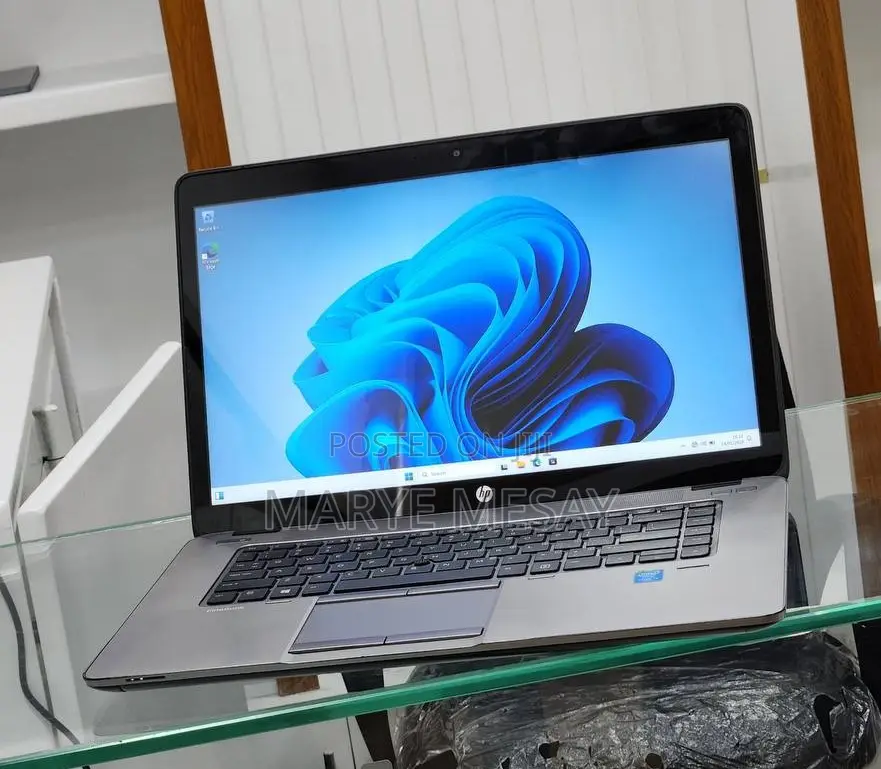 New Laptop HP EliteBook 840 8GB Intel Core I5 SSD 1T