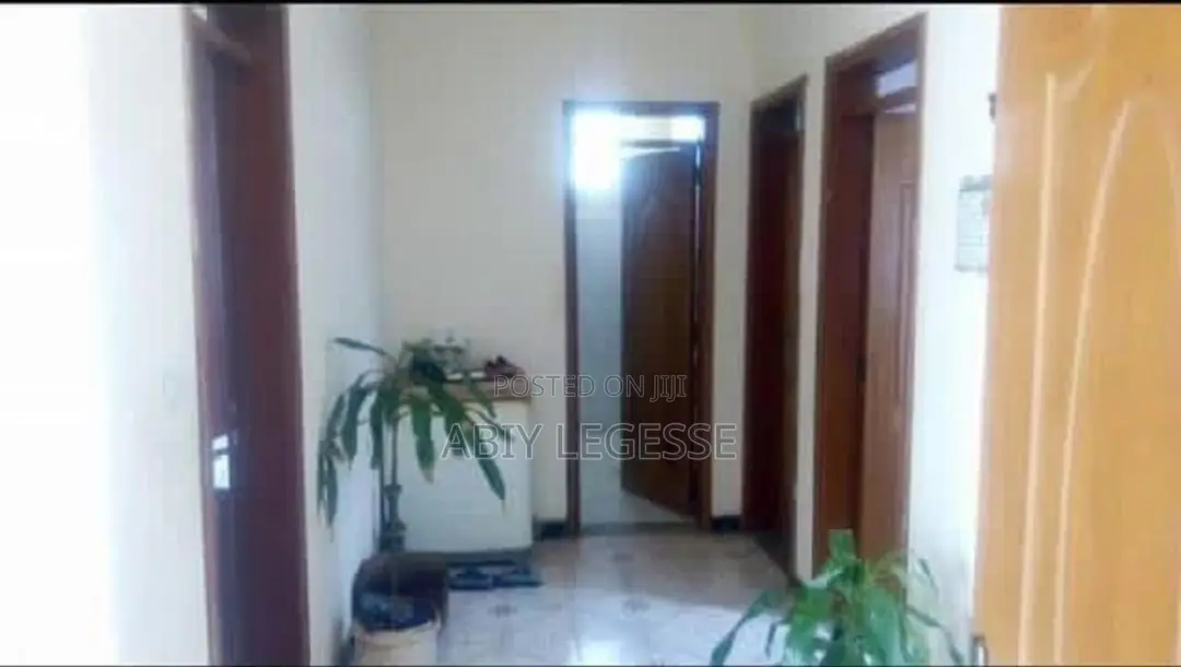 4bdrm House in Bole for sale