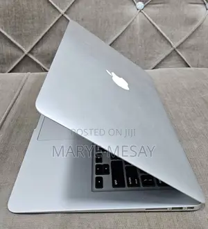 New Laptop Apple MacBook Air 2015 8GB Intel Core I5 SSD 128GB