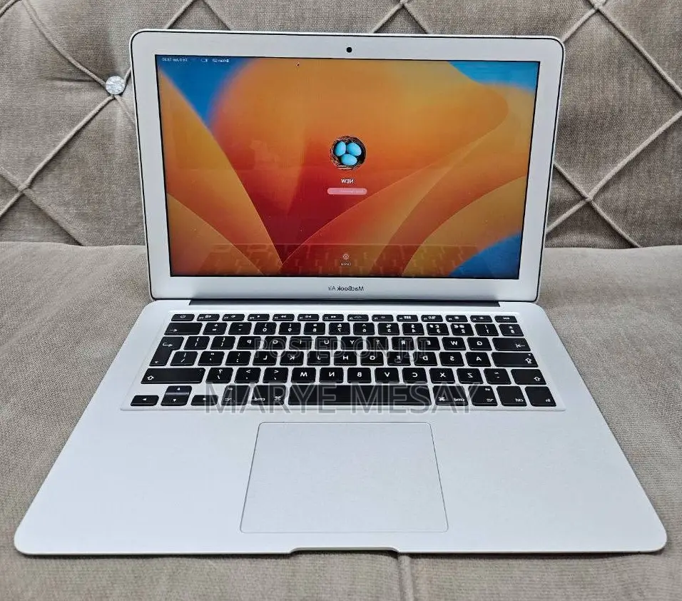 New Laptop Apple MacBook Air 2013 4GB Intel Core I5 SSD 256GB