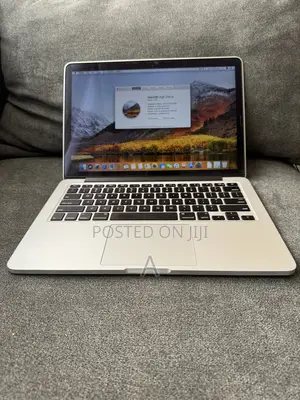 New Laptop Apple MacBook Pro 2015 8GB Intel Core I5 SSD 256GB