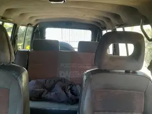 Mitsubishi Pajero 1989 Silver