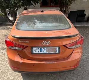 Hyundai Avante 2014 Orange