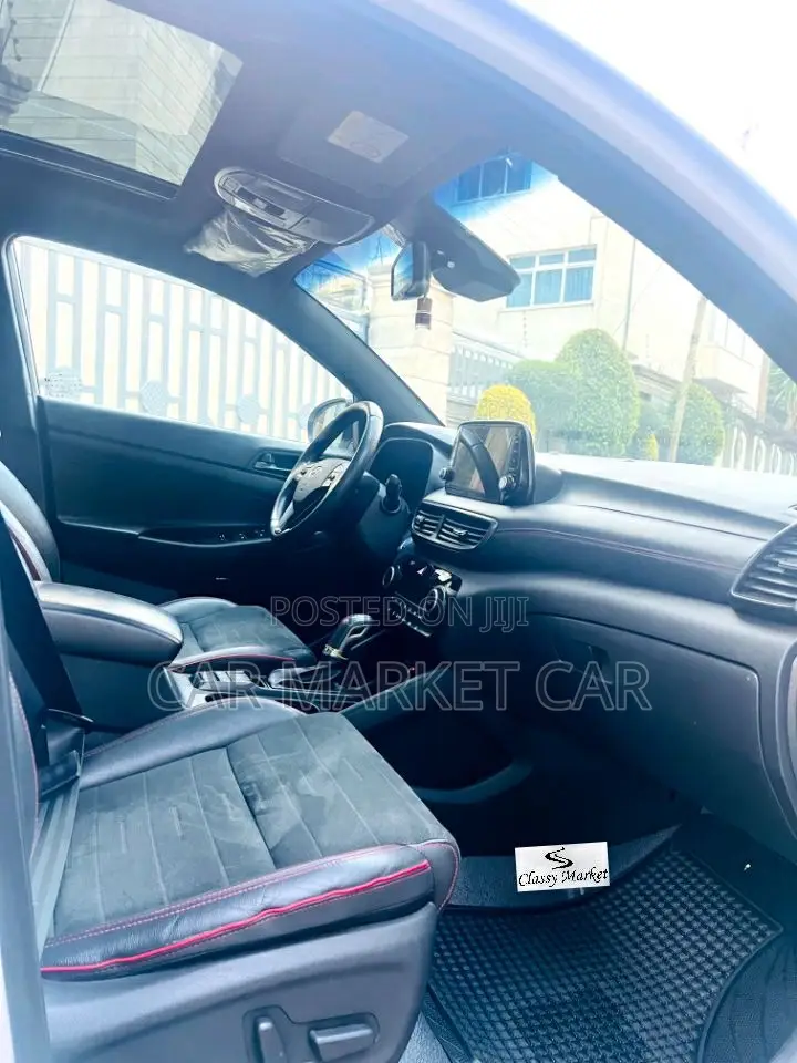 Hyundai Tucson Sport AWD 2020 White