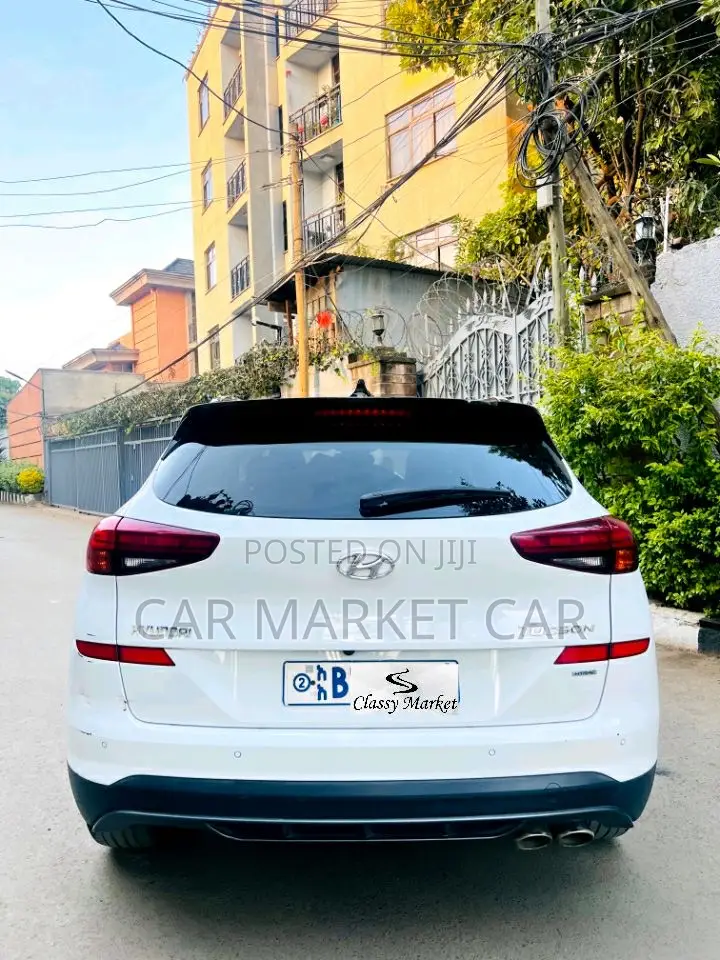 Hyundai Tucson Sport AWD 2020 White