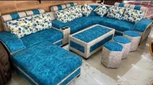 Organic Comfort Sofa Design With Table