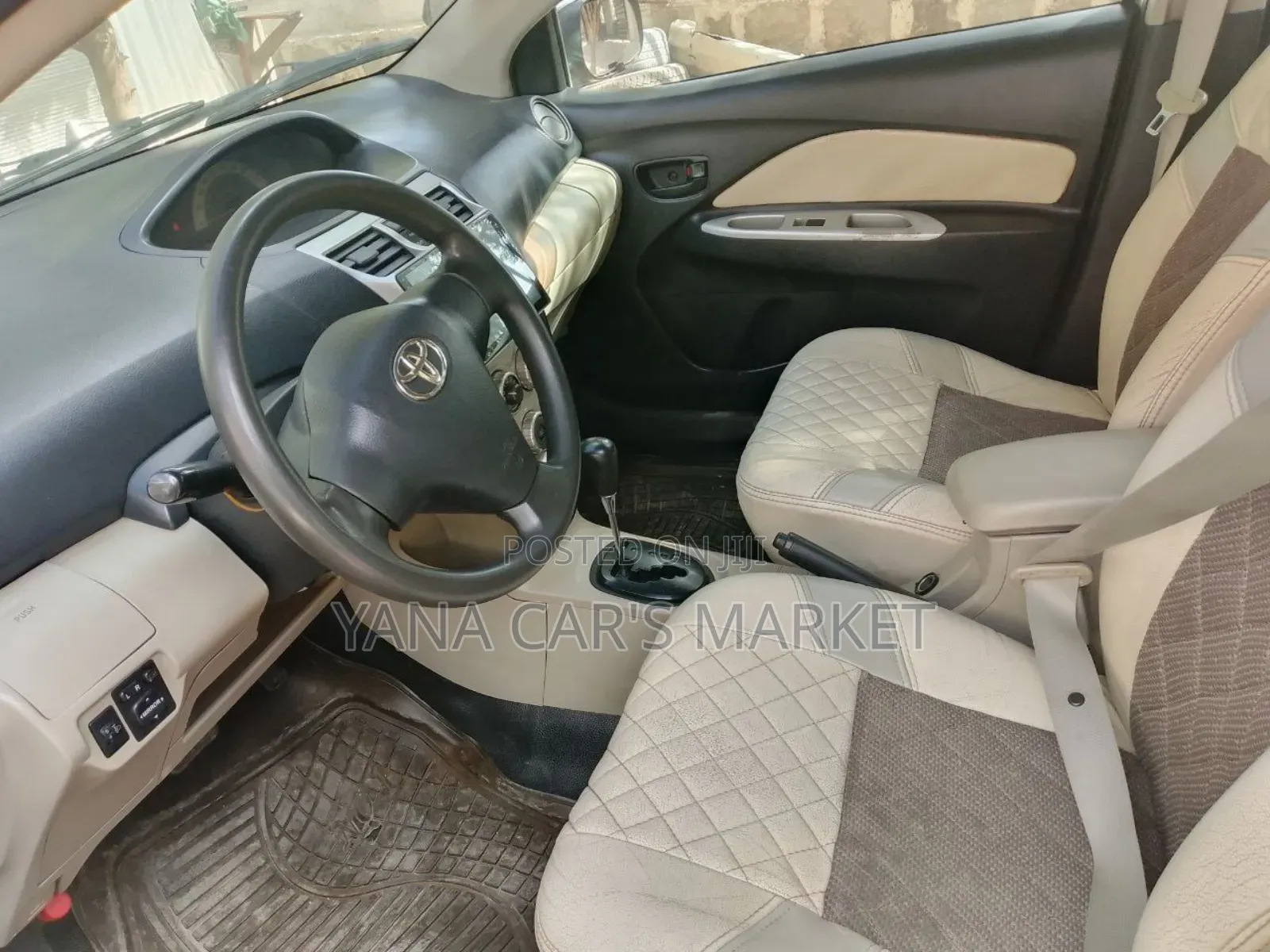 Toyota Belta 2008 Silver