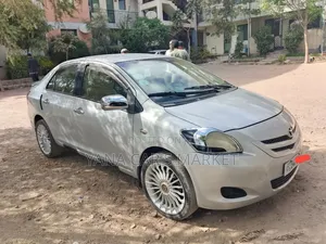 Toyota Belta 2008 Silver